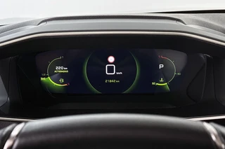 Peugeot 208 1.2 PureTech GT Automaat Panoramadak Camera Apple CarPlay LED / 12