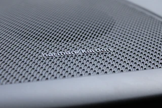 Volvo XC60 2.0 T6 Plug-in hybrid AWD Plus Black Edition  | Panoramadak | H/K | Camera | Leder / 21