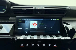 Peugeot 508 1.6 HYbrid 180 e-EAT8 Allure Avantage | NIEUW | Nieuwprijs: € 53.037 | tot 68km elektrisch WLTP | AGR Comfortstoelen | Stoelverwarming | Elektr. achterklep | Achteruitrijcamera | Adaptieve Cruise Control / 33