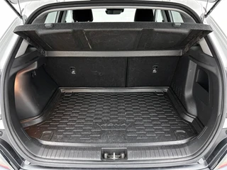 Hyundai Kona 1.0 T-GDI | Trekhaak | Camera | Adaptive Cruise | Stoel-/Stuurverw. / 31