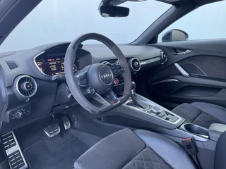 Audi TT RS Roadster TT 2.5 400pk 5-Cil Quattro B&O Camera Stoelverw. 20 Inch / 45