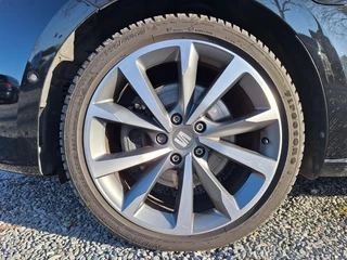 SEAT Leon TSI 204pk DSG Hybrid PHEV FR (Pano,Trekhaak,Camera,Virtual) / 11