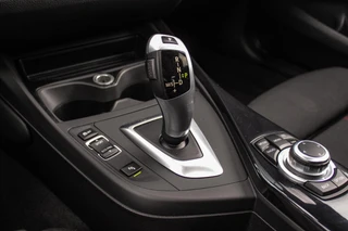 BMW 1-serie 125i Business+ | Sport Line | NL auto | Schuif-/kanteldak | Keyless entry | HiFi audio | Stoelverwarming | Xenon | Sportstuur | Navigatie Professional | Bluetooth | PDC / 28