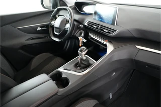 Peugeot 3008 1.2 PureTech Blue Lease Executive  | Trekhaak | Cruise | Lane warning | Navi | / 12