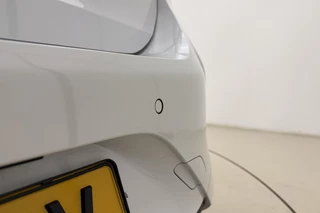 Opel Corsa 1.2 Turbo Hybrid GS 110 PK Automaat | Navigatie via Carplay | Camera | Parkeersensoren voor en achter | Lichtmetalen velgen / 16