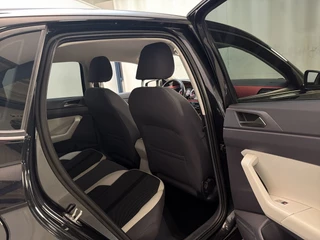 Volkswagen Polo 1.0 TSI Highline Beats Parkeersensoren Adaptive Cruise App-Connect / 14