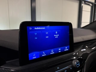 Ford Kuga 2.5 PHEV ST-Line X B&O Pano Camera Winterpack NAP / 41