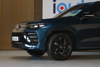 Volkswagen Tayron 1.5 eHybrid 272PK R-Line Black Style  IQ.Light/Pano/Keyless/360/DCC/ACC/Dodehoek/19"/Trekhaak wegkl. / 5