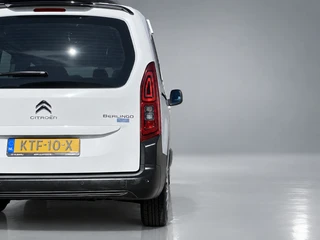 Citroën Berlingo 1.2 PureTech Feel  | dealer onderh. | navigatie | cruise control | airco | parkeersensoren | all season banden / 12
