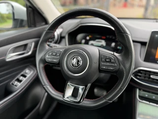 MG EHS 1.5 TGDI Luxury PHEV | Pano | Leder | 360 Camera | / 10