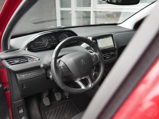 Peugeot 208 1.2 PureTech Signature Cruise| Navi+BT| / 16