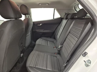 Kia Stonic 1.0 T-GDi MHEV DynamicLine | Cruise Control | Climate Control | Navigatie | Camera | LM Velgen | / 19