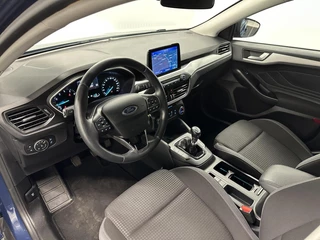 Ford Focus 1.0 EcoBoost Trend Edition Business CAMERA CARPLAY NAVI LM. / 16