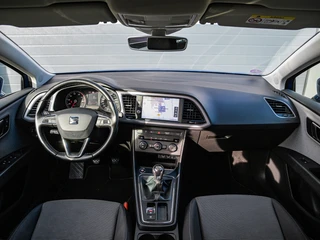 Seat Leon ST 1.0 EcoTSI Style Intense | Carplay | Keyless | Climate control | Cruise control | PDC v+a | Trekhaak / 4
