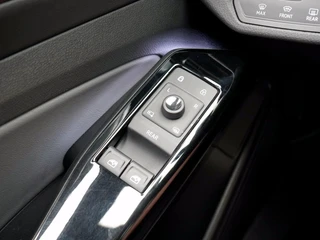Volkswagen ID.4 Life 77 kWh | 20" | Trekhaak | Warmtepomp / 19