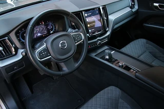 Volvo XC60 B4 Mild-Hybrid / 4