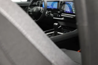 Renault Austral 1.2 mild hybrid advanced 130 evolution / 13