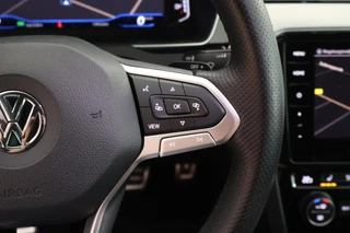 Volkswagen Passat Variant 1.5 TSI 150pk DSG 2x R-Line Panoramadak Leder Camera Stoelverwarming Virtual Cockpit / 20