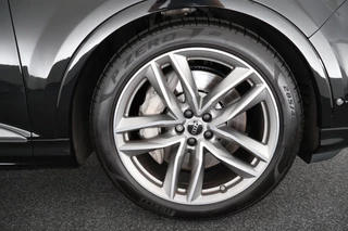 Audi Q7 55 TFSIe 381pk quattro Pro Line S Leder Memory Sluithulp B&O Panoramadak Camera Stoel + Stuurverwarming Luchtvering Navigatie 2x S-Line / 60
