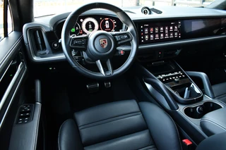 Porsche Cayenne Coupé 4.0 Turbo E-Hybrid GT  Burmester PDCC Carbon HUD ACC 360 / 24