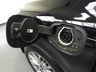 Ford Kuga 2.5 PHEV Plug-In Vignale TREKH./NAVI/LEER/LED/B&O/18"LMV! / 46