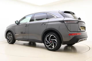 DS 7 Crossback 1.2 PureTech Performance Line 130 PK | Handgeschakeld | Alcantara bekleding | Camera | Parkeersensor | Navigatie | Cruise Control | Licht metalen velgen | 1e eigenaar / 13