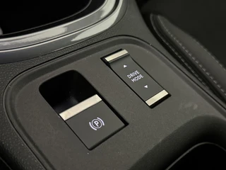 Fiat 600e Sport 54 kWh | Apple/Android | Parkeer Camera | Stoel-Verwarming / 28