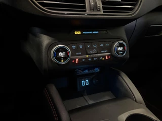 Ford Kuga 2.5 PHEV ST-Line X Pano Trekhaak Virtual Camera / 16