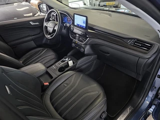 Ford Kuga 2.5 PHEV Vignale Geen import | Trekhaak | Lederen bekleding / 16