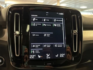 Volvo XC40 1.5 T5 Plug-in hybrid Plus Dark /pano/memory/navi/harman kardonc/camera / 22