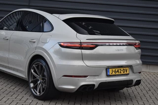 Porsche Cayenne Coupé 3.0 E-Hybrid Lightweight  | ACC | 22'' GT Design | Matrix PDLS+ | Carbon Dak | Luchtvering | 360 Camera | / 38