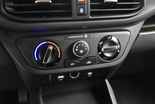 HYUNDAI I10 1.0i  Automaat Comfort Smart Navi | Camera | Airco / 24