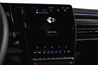 Renault Austral 1.2 E-Tech full hybrid 200 esprit Alpine  | 360 Camera | Elek. Stoelen | Winterpack | Dig. Cockpit | Adapt. Cruise | PDC | NAV+App. Connect | ECC | LM 20" | 9800 / 17