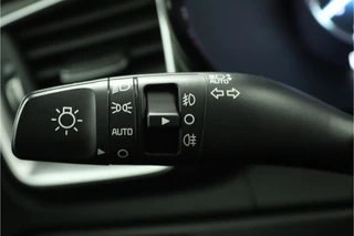 Kia ProCeed 1.5 T-GDi GT-Line Automaat  - Led Koplampen - Adaptief Cruise Control - Navigatie - Climate Control - Fabrieksgarantie Tot 2031 / 22