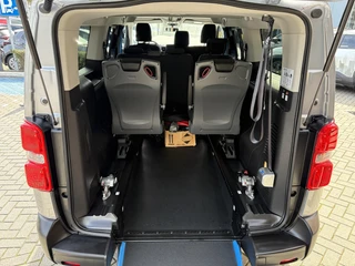 Toyota PROACE Electric Verso LONG EXTRA RANGE DYNAMIC 75KWH 8-PERSOONS ROLSTOELAUTO VERLAAGD-INBOUW-OPRIJPLAAT 2x SCHUIFDEUR / 8