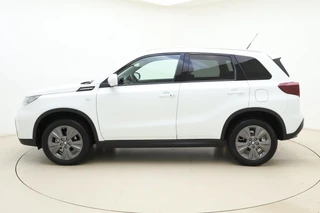 Suzuki Vitara 1.4 Boosterjet Smart Hybrid AllGrip Select 110pk | Automaat | Navigatie | Climate Control | Cruise Control Adaptief | Camera | Stoelverwarming | Lichtmetalen Velgen | Apple Carplay - Android Auto / 6