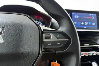 Peugeot 208 1.2 PureTech Active Pack | Lage km.stand | Lichtmetalen velgen | Android auto/Appel carplay | Airco | Cruise control | Navigatie | Parkeersensoren achter / 18