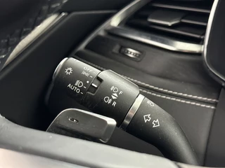 Jaguar F-PACE 2.0 P400e R-Dynamic HSE Black Pack Panoramadak | Massagestoelen + Ventilatie | Head-Up Display / 24