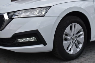 Skoda Octavia Combi 1.0 e-TSI Ambition VirtualCockpit NAVI ECC / 14