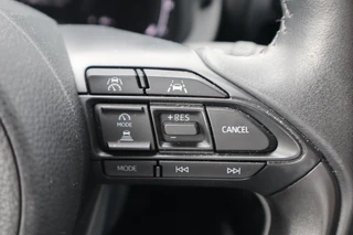 Toyota Yaris HYBRID 115 DYNAMIC COMFORT-PACK LED 16"LMV PRIVACY-GLASS ALL-SEASON BLISS PARK-SENSOREN STUUR/STOELVERW. / 27