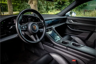 Porsche Taycan Sport Turismo 4S 93 kWh  Panorama 21" Sport Chrono 360 Camera Warmtepomp / 6