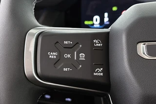 Jeep Compass First Edition 74 kWh  Panoramadak 360 Camera Massage / 32