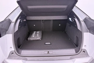 Peugeot e-3008 Allure 210 73 kWh 2+6 Jaar Garantie / 10