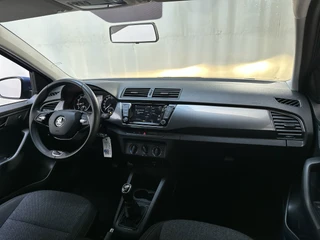 Skoda Fabia Combi 1.0 TSI Business Edition Navigatie App-Connect DAB+ Airco / 4
