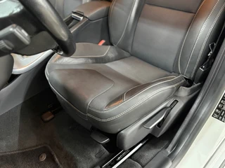 Volvo V60 1.6 T4 R-Design | Navi | Trekhaak | 180PK | Winter Pack | High Performance Audio | Leder/Alcantara / 34