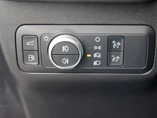 Ford Kuga 2.5 PHEV 225PK Titanium | SOH 93% | Panoramadak | Trekhaak | / 44