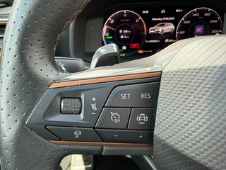 CUPRA Leon Sportstourer 1.4 e-Hybrid PHEV 245pk VZ * Navigatiesysteem * AUTOMAAT * Stoelverwarming * Virtual Cockpit * / 18