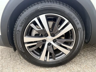 Peugeot 3008 1.6 HYbrid 225 Allure  | LED | Apple/Android | DAB | Keyless | PDC v+a incl. Camera | Standkachel / 16