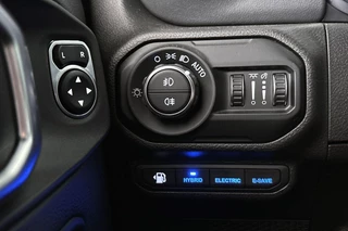 Jeep Wrangler Unlimited 4xe 380 Sahara Leder Stoelverwarming Off-Road Camera / 27