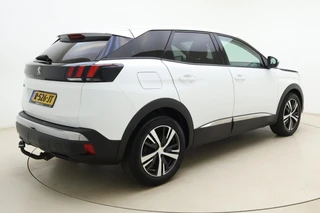 Peugeot 3008 1.2T Allure | 130PK | Trekhaak | Stoelverwarming | Parkeercamera | Parkeersensoren Voor & Achter | / 2